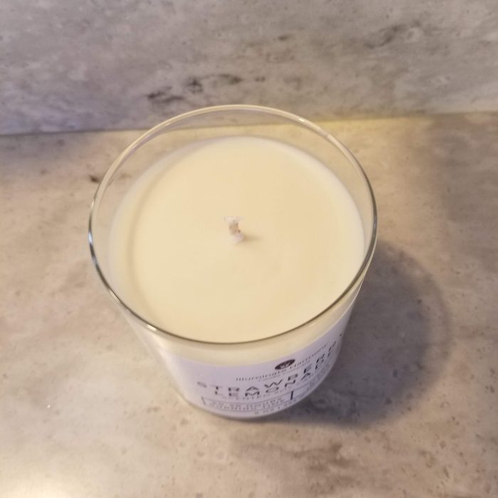 Strawberry Lemon Scented Candle 9 oz - Image 4
